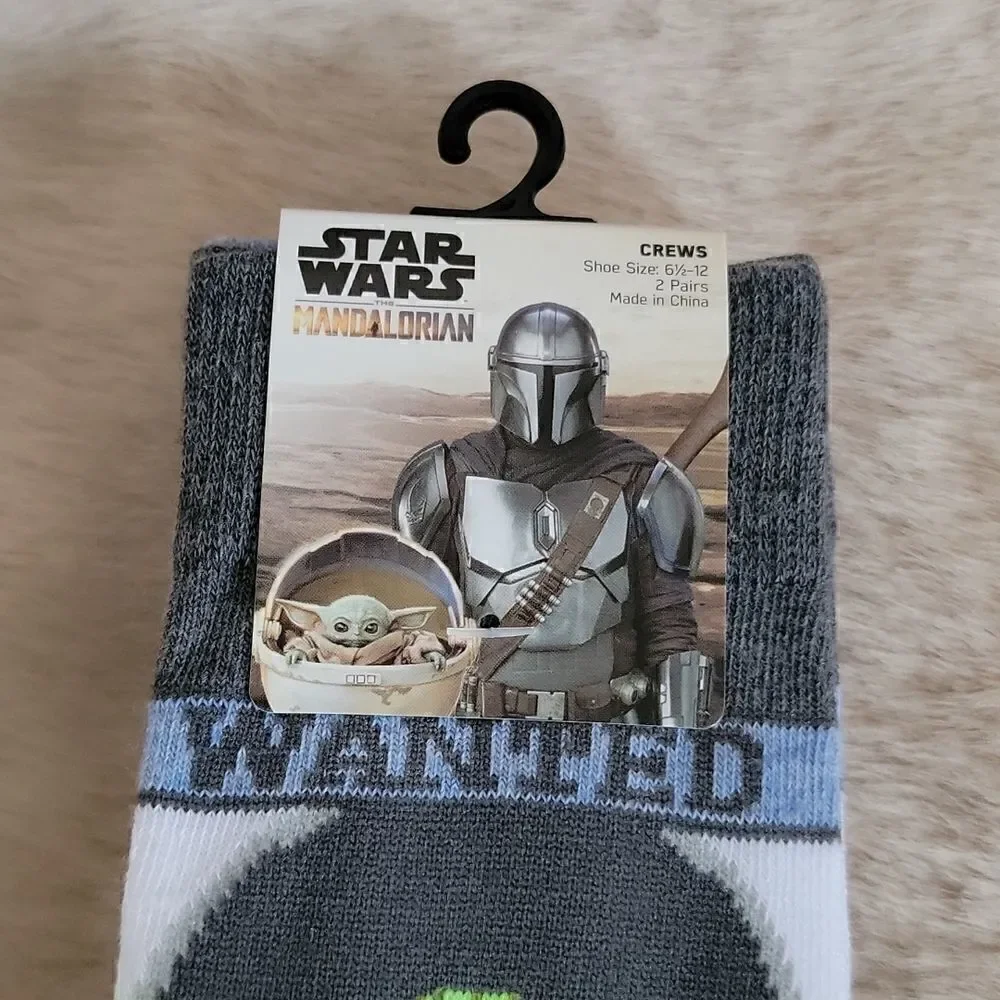 DISNEY STAR WARS BABY YODA MEN'S 2-PACK CREW SOCKS, NEW IN PACKAGE